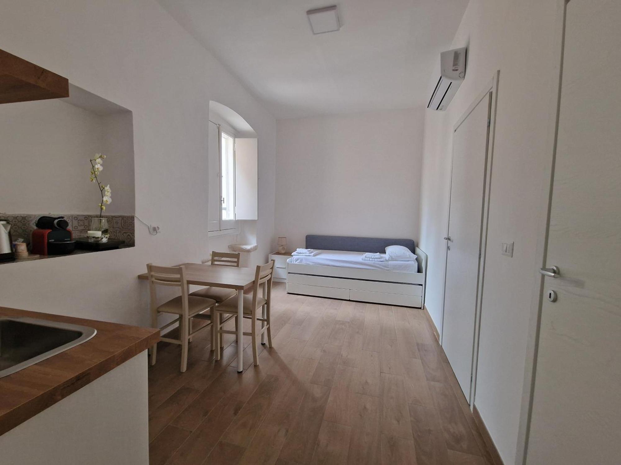 Vecchia Bari Apartments Bagian luar foto